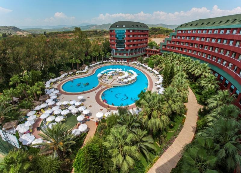 Delphin Deluxe Resort Hotel