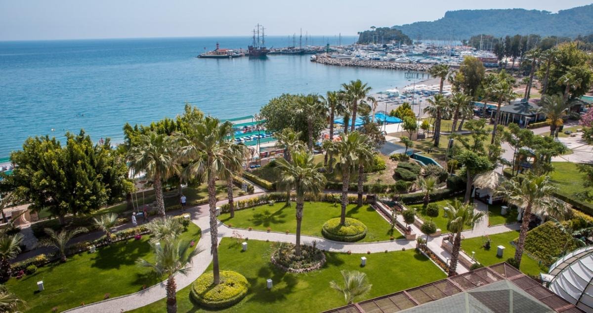 Lancora Hotel