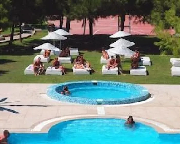 Hotel Flora Suites 
