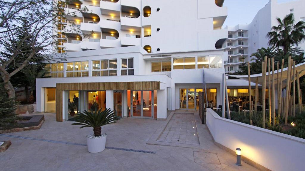 Hotel Pamplona BG