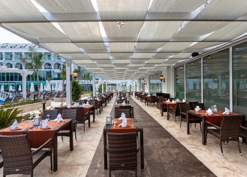 Karmir Resort and Spa