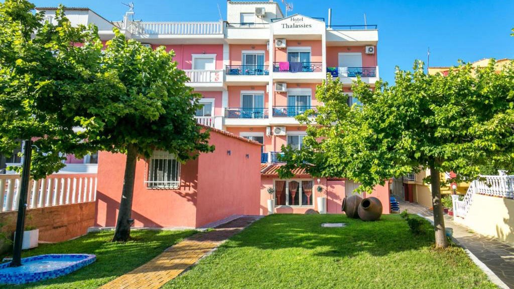 Thalassies Hotel