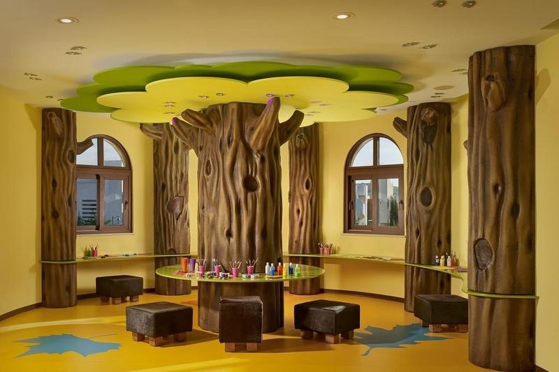 Hotel Parklane Resort and Spa