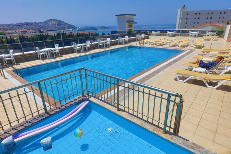 Hotel Ozka