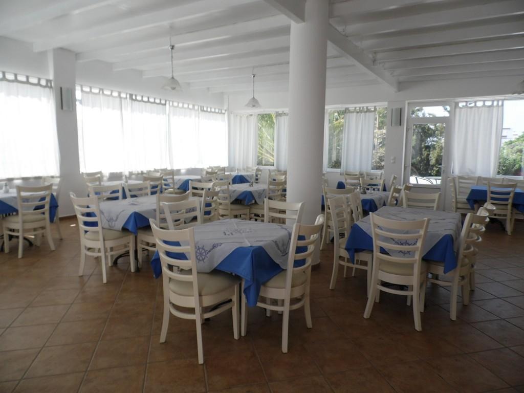 Naxos Holidays Hotel