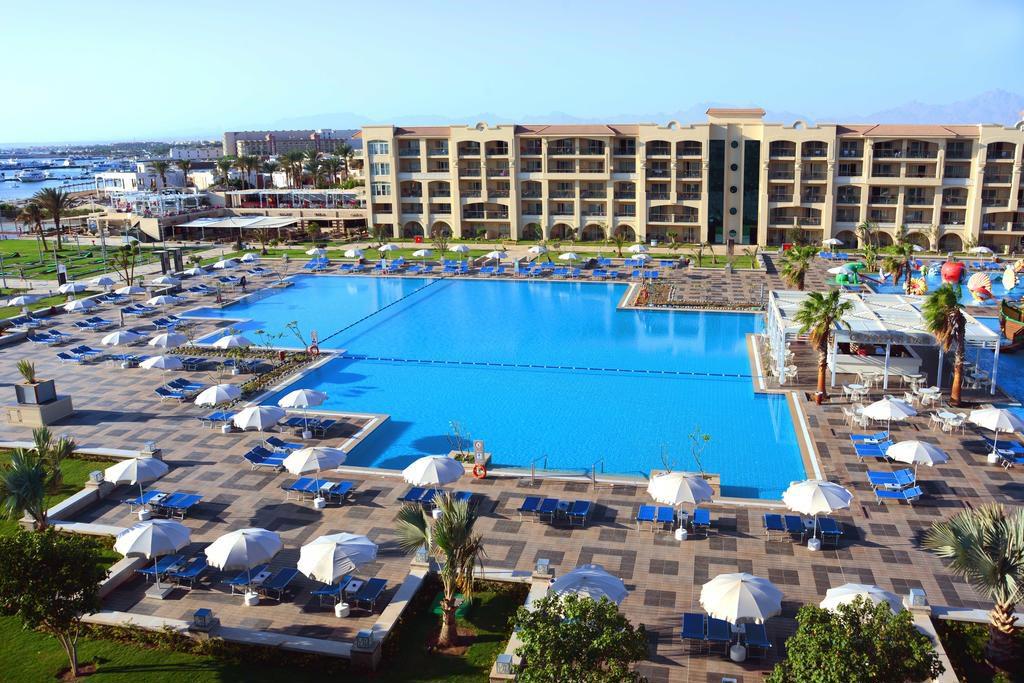 Hotel Pickalbatros White Beach Resort