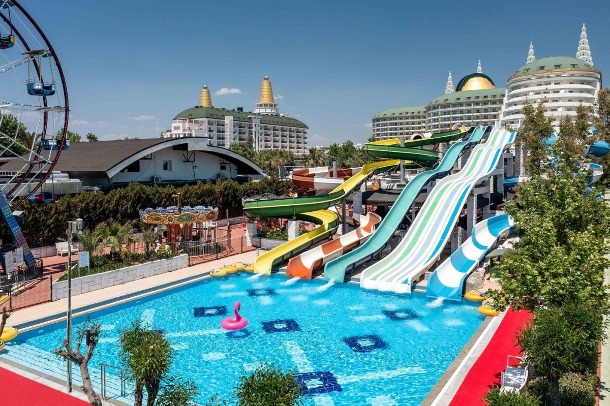 Delphin Imperial Resort Hotel