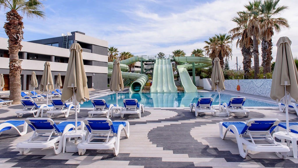 Hotel Arina Beach