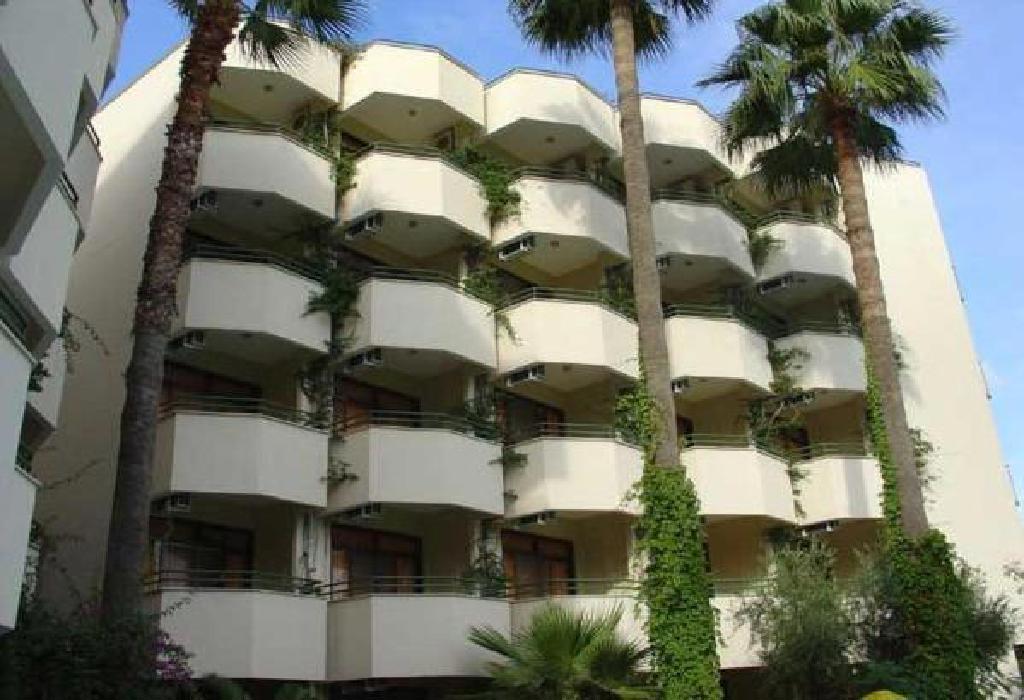 Hotel Amos