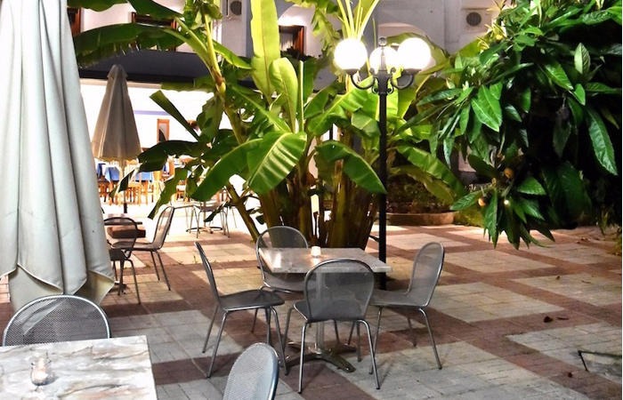 Korali Aparthotel