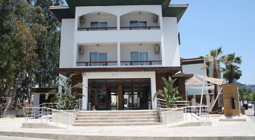 Club Munamar Beach Resort
