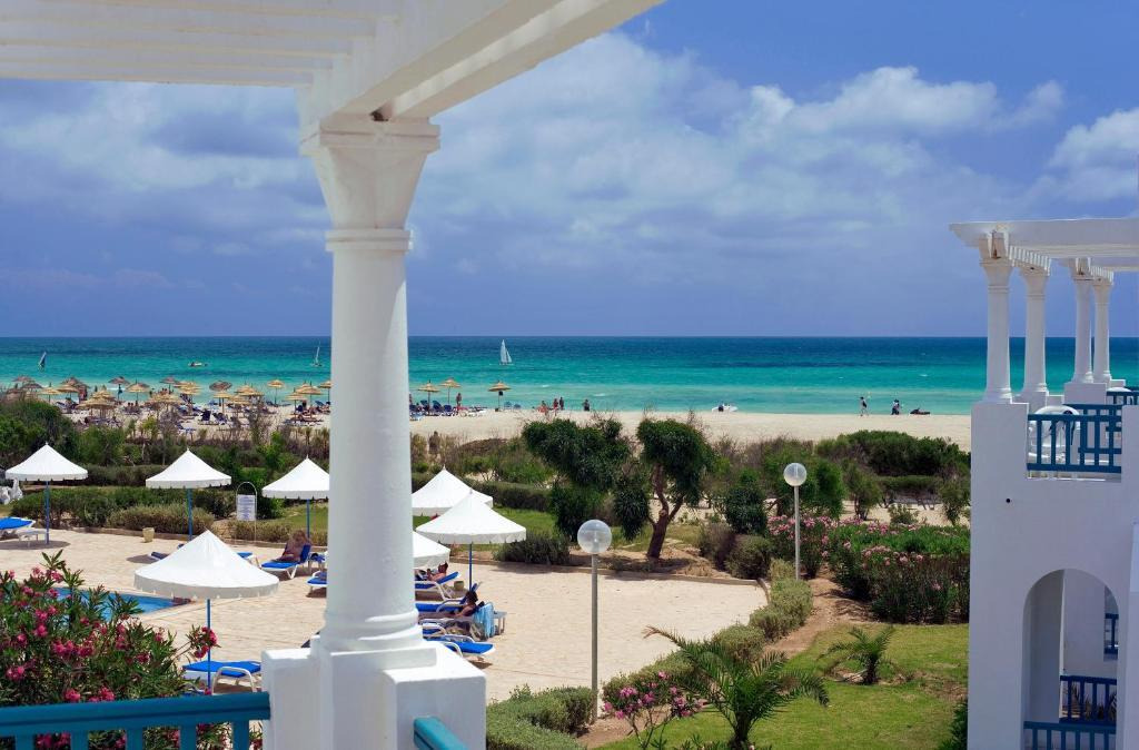 Vincci Helios Beach and Spa
