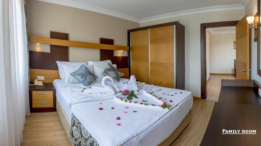 Kandelor Hotel