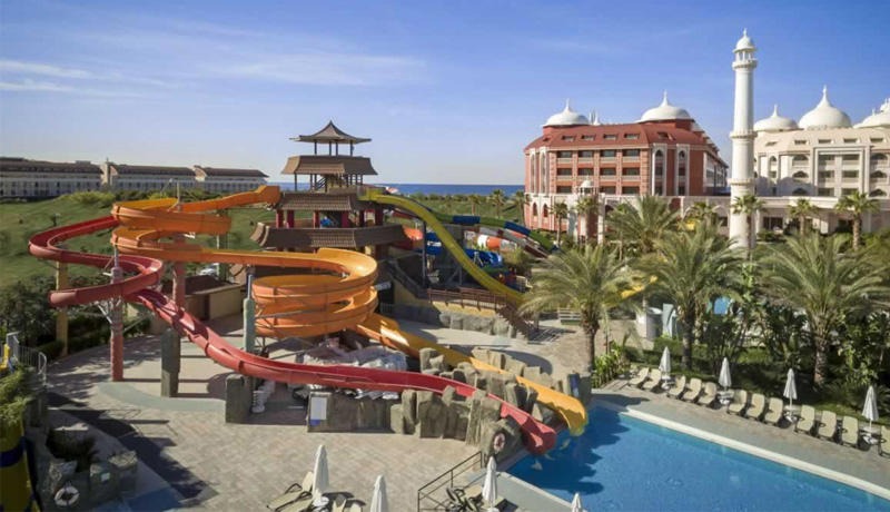 Royal Dragon Hotel