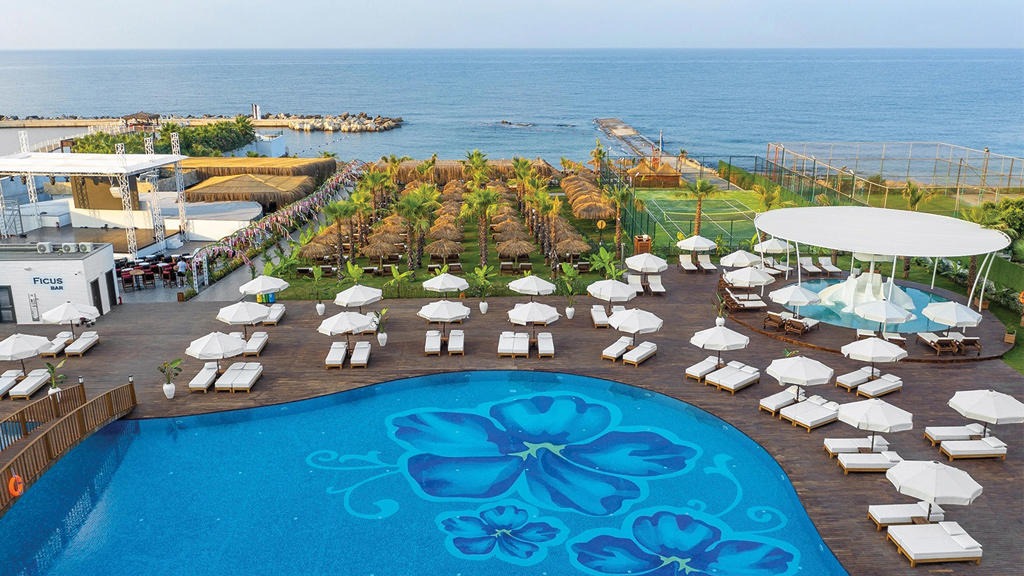 Rubi Platinum Sign Hotel