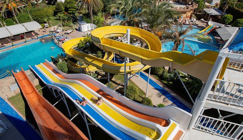 Crystal Admiral Resort Suites and Spa