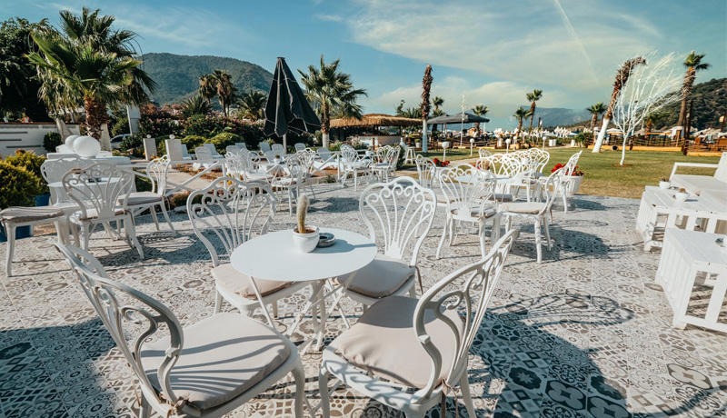 Casa BlancaBeach Hotel
